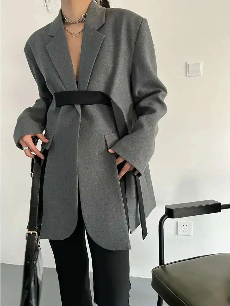 BJTZ 틈새 회색 디자이너 블레이저 여성 의류 2025 봄 가을 새로운 트렌드 느슨한 캐주얼 패션 탑 코트 여성 HL87