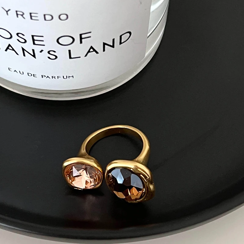 European and American Retro Metal Geometric Rhinestone Contrasting Open Rings For Women‘s Trendy Jewelry Finger Accessorioes image 2