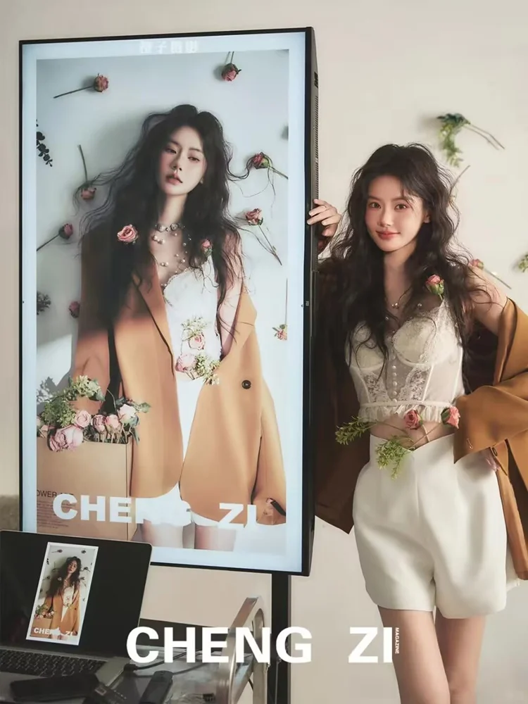 

Studio New Portrait Photography Artistic Emotion Personalized Mood Image Shoot Clothing Korean Mixed Art Photo Theme Shooting...