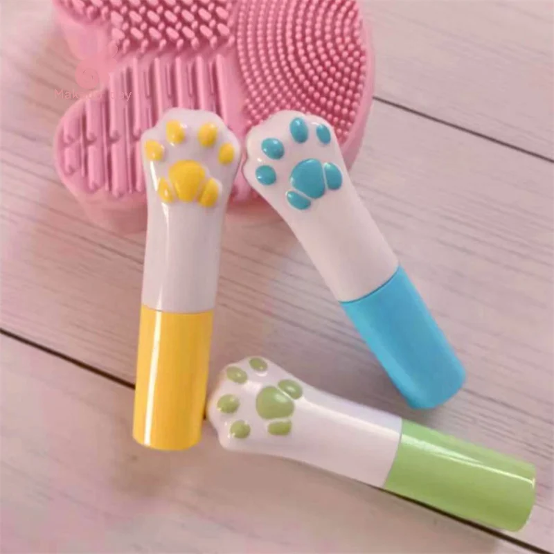 

Silicone Lip Brushe With ABS Plastic Handle, Portable Lipstick & Lip Balm Applicator With Cap,Perfect Blending & Smudge Cover