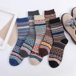 5 Pairs Unisex Wool Knit Winter Socks Vintage Thicken Breathable House Socks Soft Comfort Crew-Socks for Men Women Daily Wear