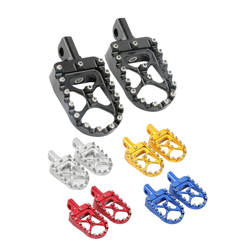 Motocyklowe szerokie podnóżki CNC z obrotową podstawą, pedały z aluminium, pasujące do Harley 883 1200