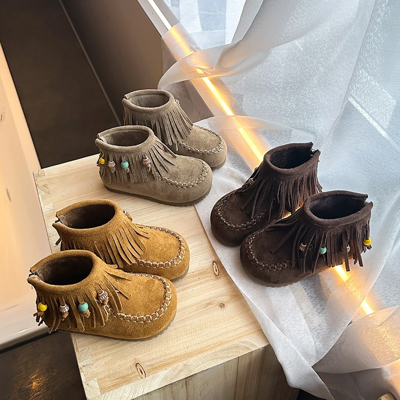 

Girls' fleece warm fringed short boots for autumn and winter, new soft-soled anti-slip small leather boots for children