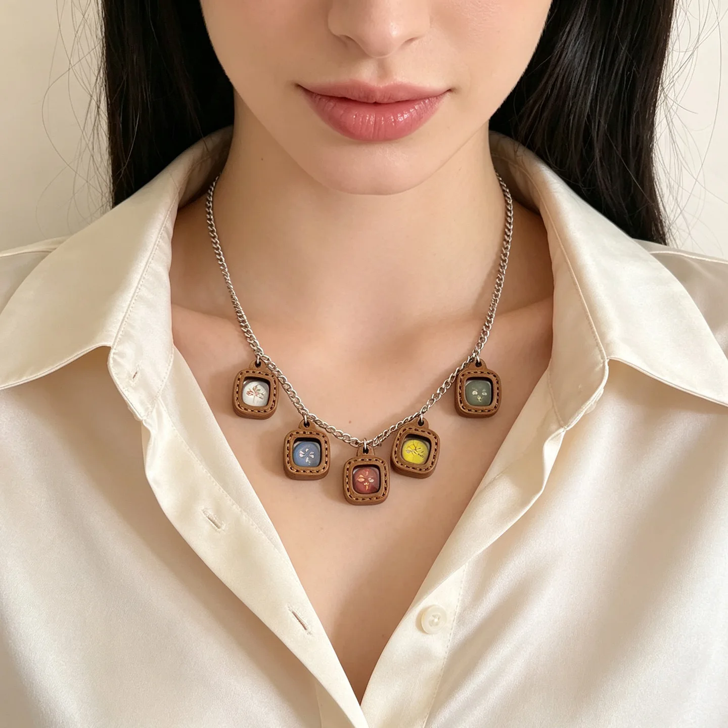 Tibetan Style Mini Box Pendant Necklace for Women Printed Colorful Thangka Art Faux Leather Clavicle Chain Ethnic Charm Fashion