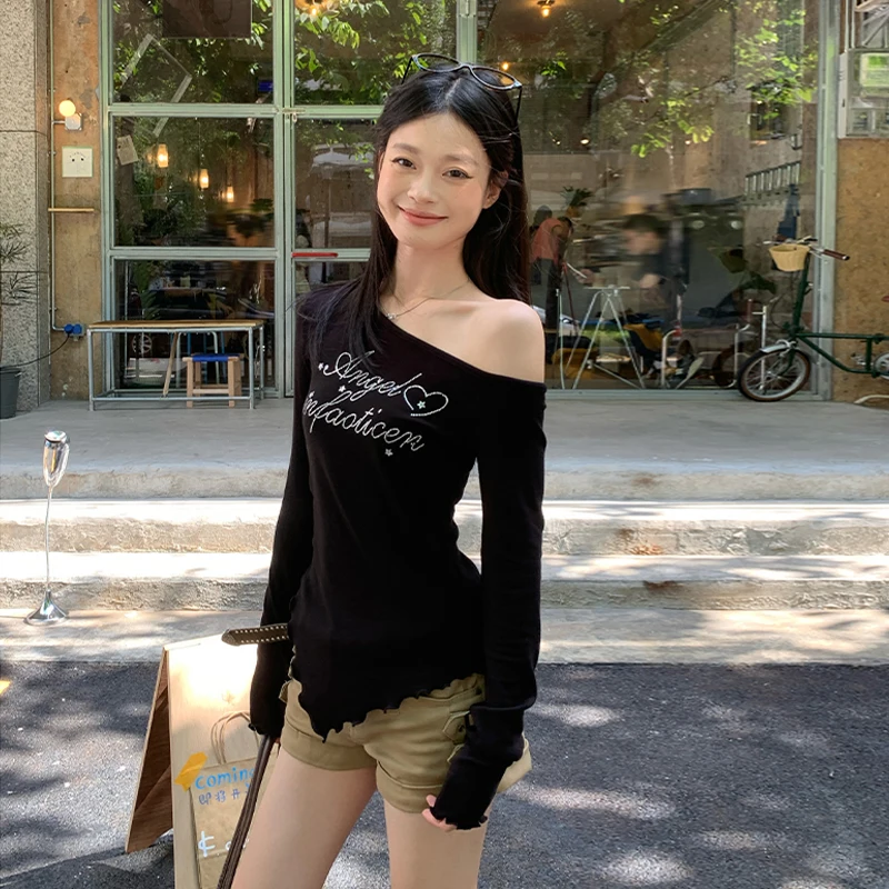 Black Diamond Hem Wave Edge Oblique Shoulder T-shirt Women Autumn Long Sleeve Chic Irregular Top