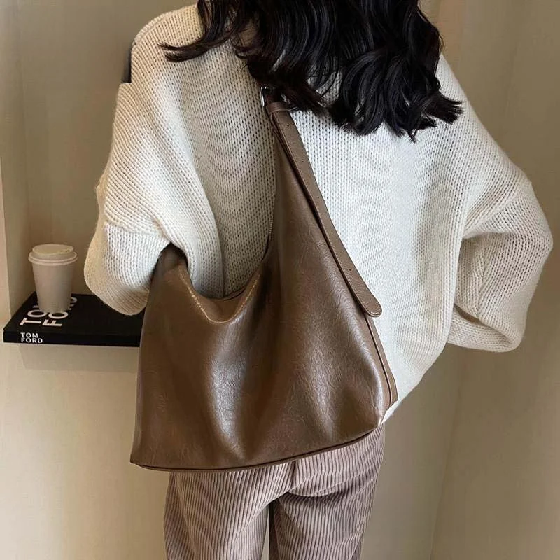sac-fourre-tout-de-grande-capacite-couleur-boue-douce-sac-bandouliere-tendance-et-polyvalent-sac-a-bandouliere-unique-style-sirene-grand-sac-de-style-decontracte-en-cuir-pu