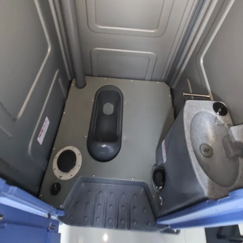Fast Installation Modern Eco-Friendly Mobile Plastic Portable Toilets Public Outdoor for Park & Workshop Use