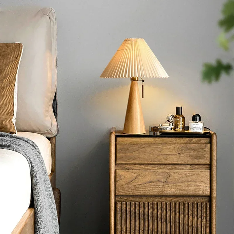Retro Pleated Table Lamp Nordic Solid Wood Lights Study Reading  For Bedroom Home Decoration Lighting E27