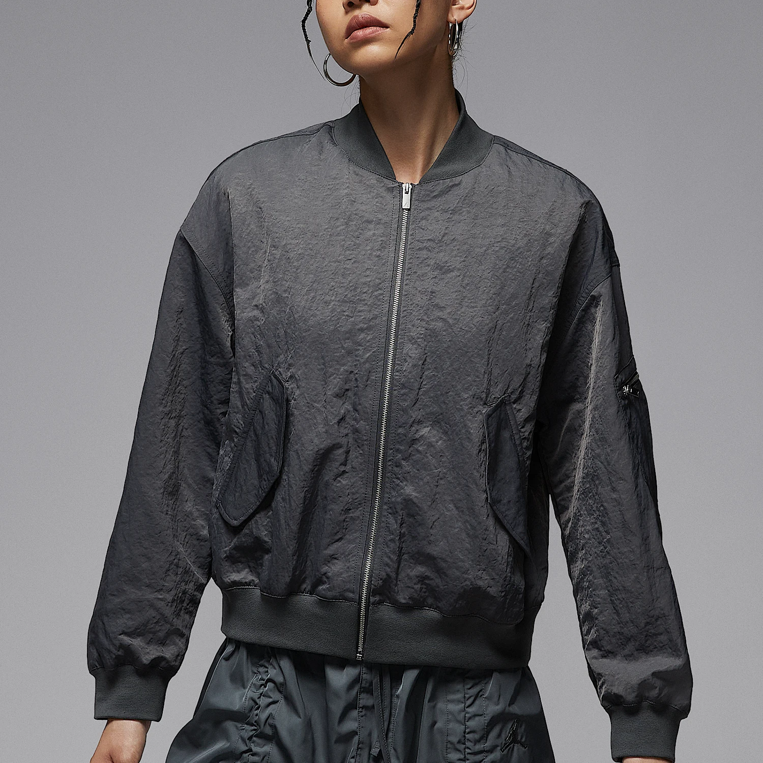 

Nike genuine Jordan Women's Loose Woven Sports Jacket HJ0545-068