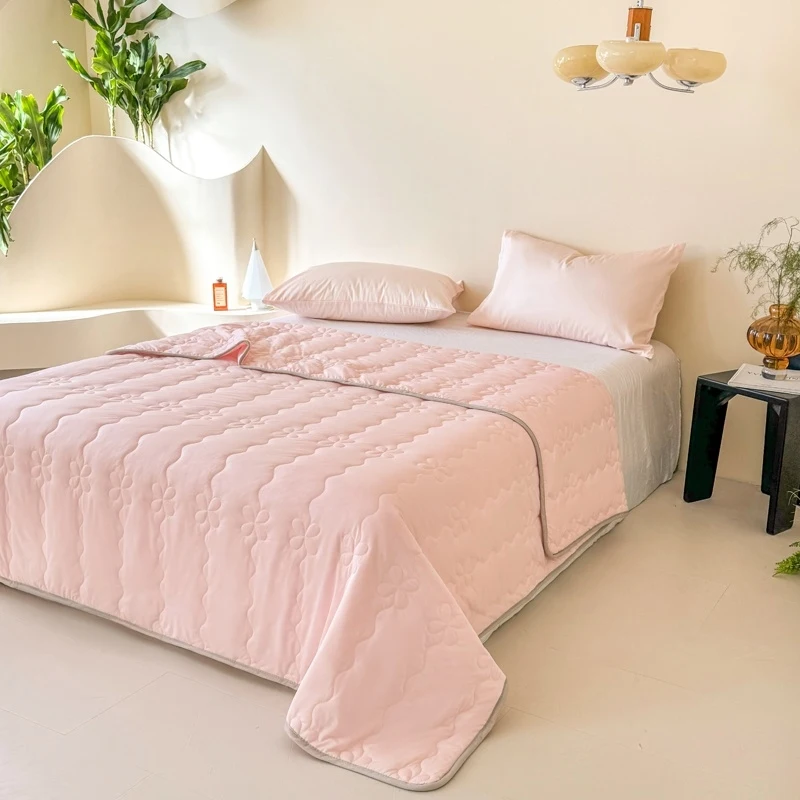 1pc Pink Summer Cooling Blanket Lightweight Breathable Comforter Cute Four Leaf Clover Stitch Thin Quilt for Air Conditioning