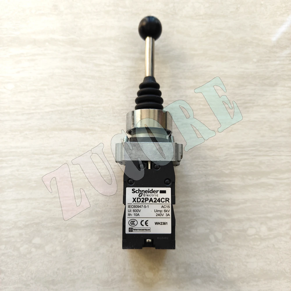 جديد الأصلي شنايدر إلكتريك 22 مللي متر XD2PA24CR عصا التحكم تحكم XD2-PA24CR 4 موقف الذاتي إعادة ضبط الصليب الروك التبديل