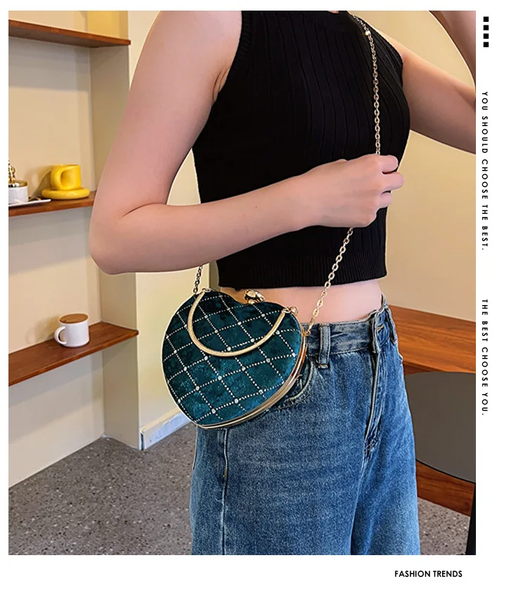 

Новая женская сумка высокого класса | Стеганая сумка-коробка в форме сердца | Дизайн цепочки со стразами в элегантном стиле