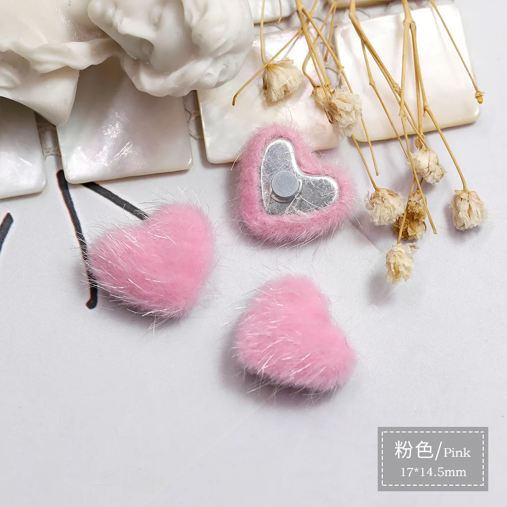 5 stücke Herz Pom Pom 3D Nagel Charms 2024 Sommer neue magnetische Nagel Pom Kit für Akzent Nagel magnetische Pom Puffy Pom Charms Nail Art