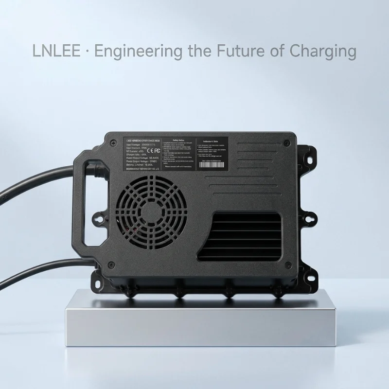 102.4V 30A Industrial Charger For Tourist Sightseeing Car 32S 96V 150An High Power Station