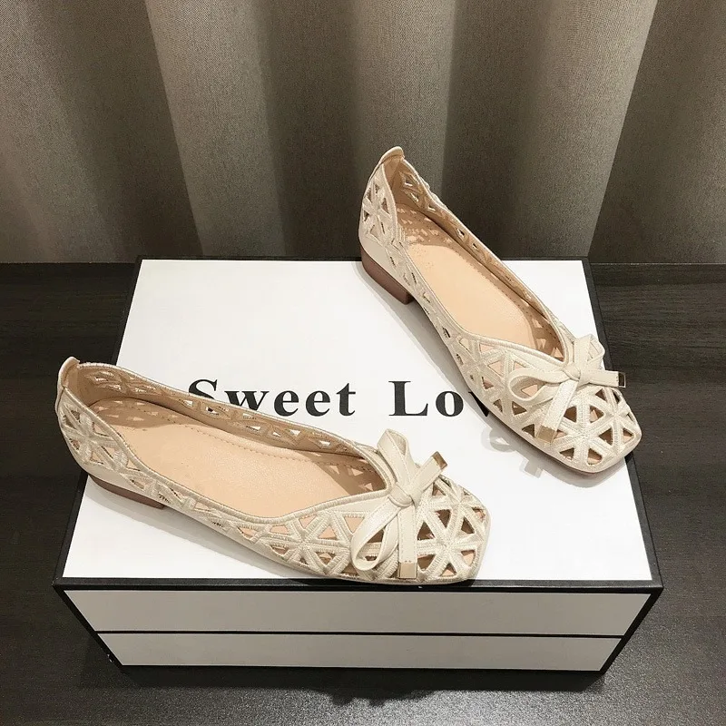 

Women's Vintage Bow Cutout Flats 2026 New Square Toe Breathable Lightweight Soft Sole Slip on Summer Sandals