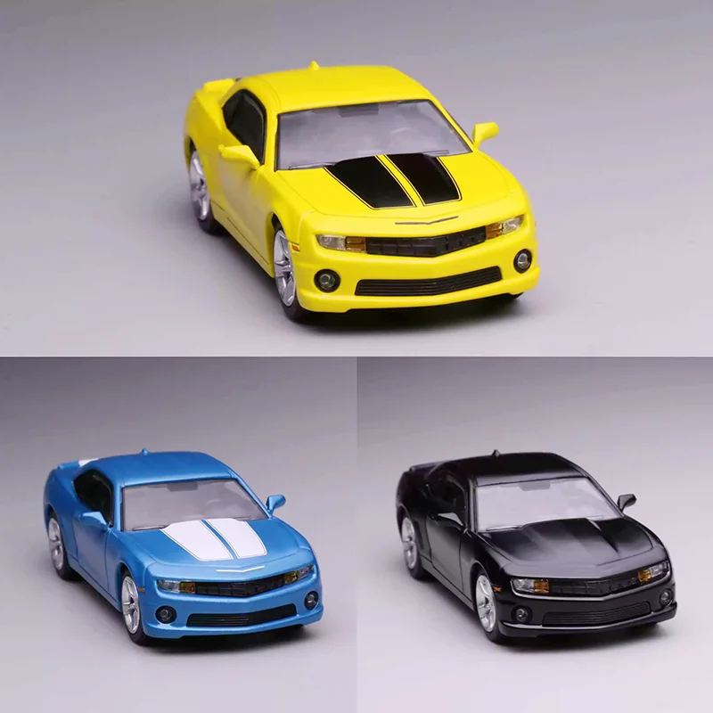 596 Diecast 1:64 Scale Camaro Sports Car Racing Alloy Car Model Static Display Collectible Toy Gift Souvenir Decoration
