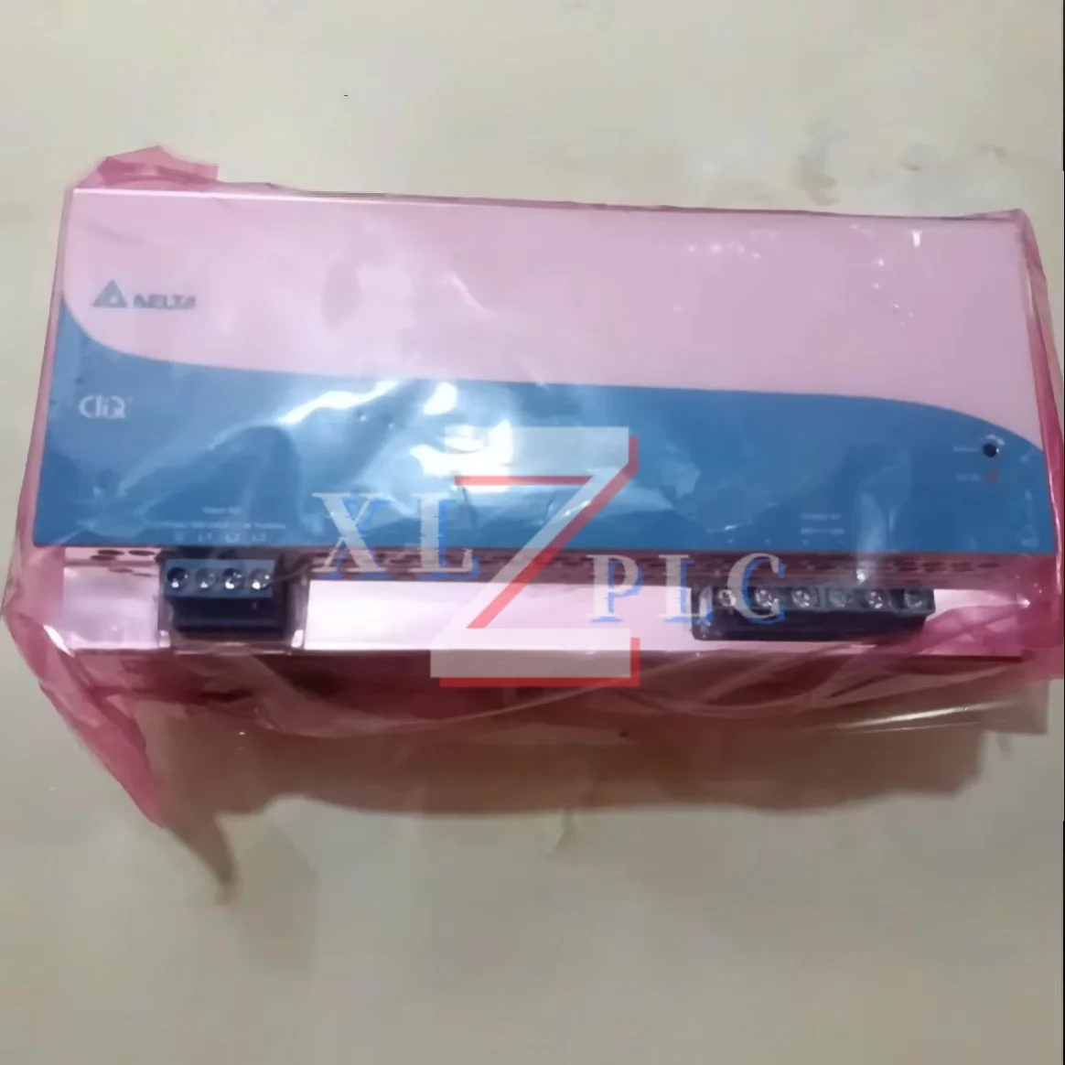 แหล่งจ่ายไฟใหม่ DRP024V240W1AA DRP024V960W3BN