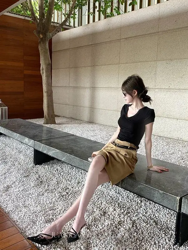 Slim Fit Khaki Workwear Summer  Skirt High Waist Straight Cut Versatile Simple Style for Young Women Standard Fit 2026 Su...