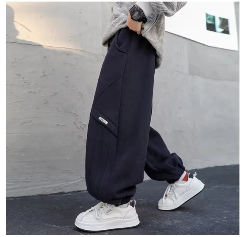4-14 Jahre Teenager Jungen Sporthosen Herbst 2026 UNITIM Kinder Jungen Jogginghose Locker Sitzend mit Elastischem Bund Stilvolle Junior Kinder Jungen Hosen – Detail 11