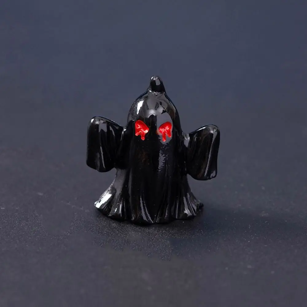 Mini Halloween Miniature Figurine Bone Skull Coffin House Chair Cartoon Scary Ghost Statue Halloween Car Decoration