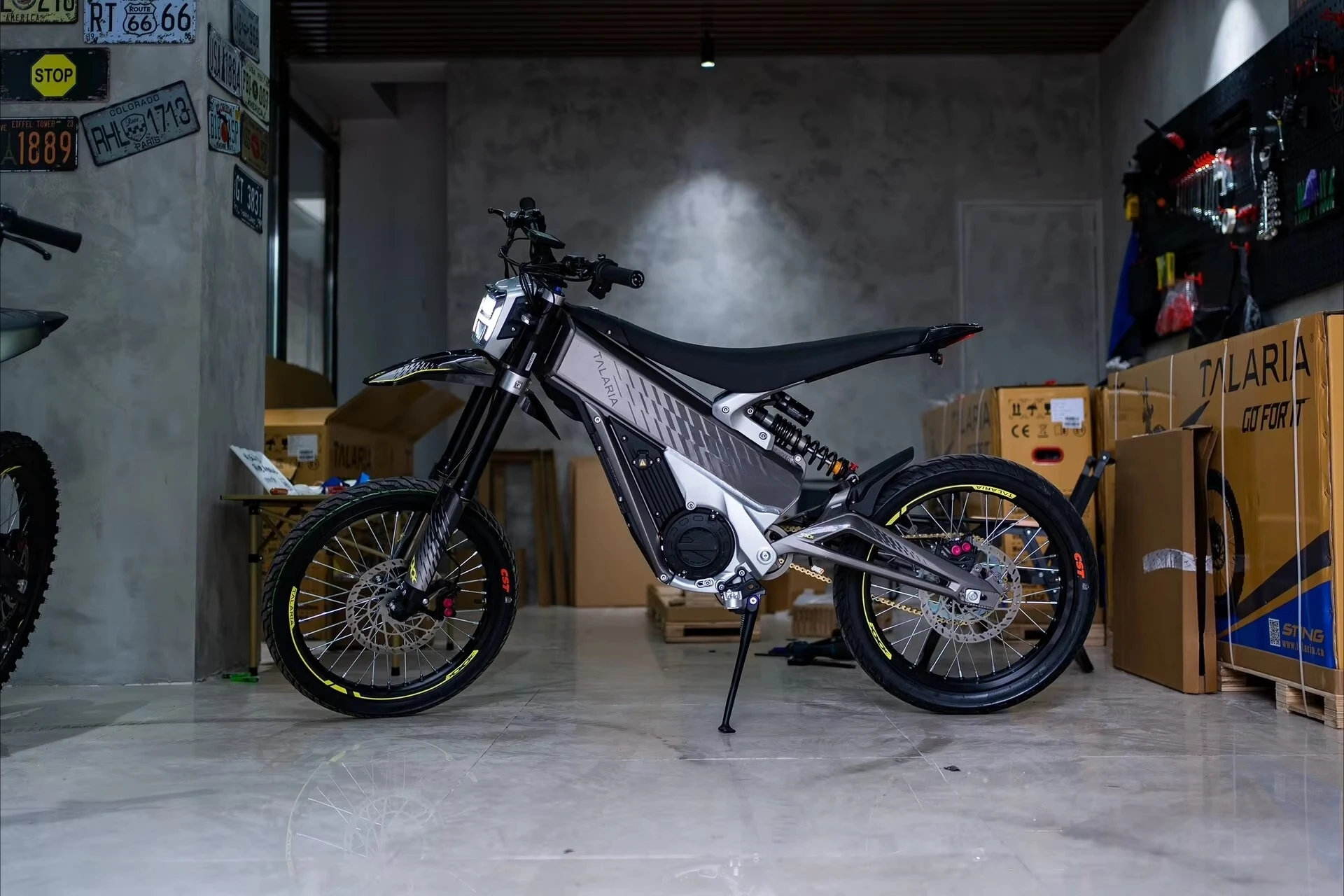 Batteria di potenza massima 5000w 60V/40Ah per moto fuoristrada elettrica da montagna Calico X3