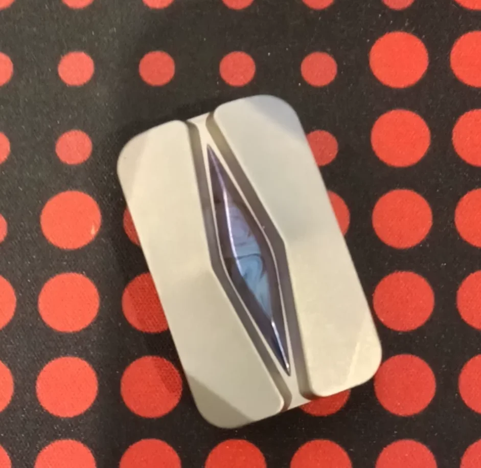 

Used EDC Hidden Hollow Mountain Titanium fidget slider decompression toy