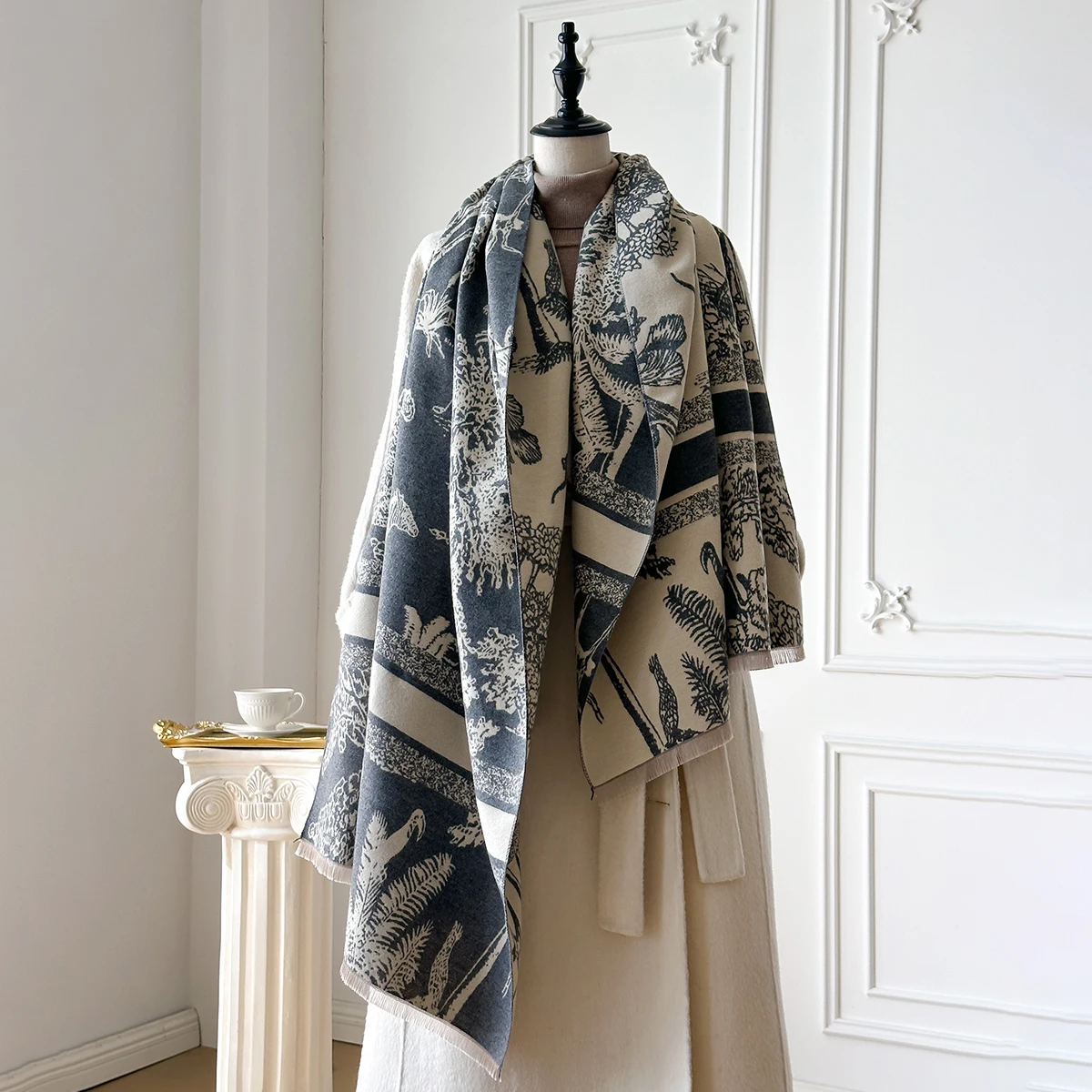 

Новый брендовый элегантный двусторонний шарф из пашмины с принтом, ультрамягкий, теплый, с бахромой, осень-зима, незаменимый для улицы