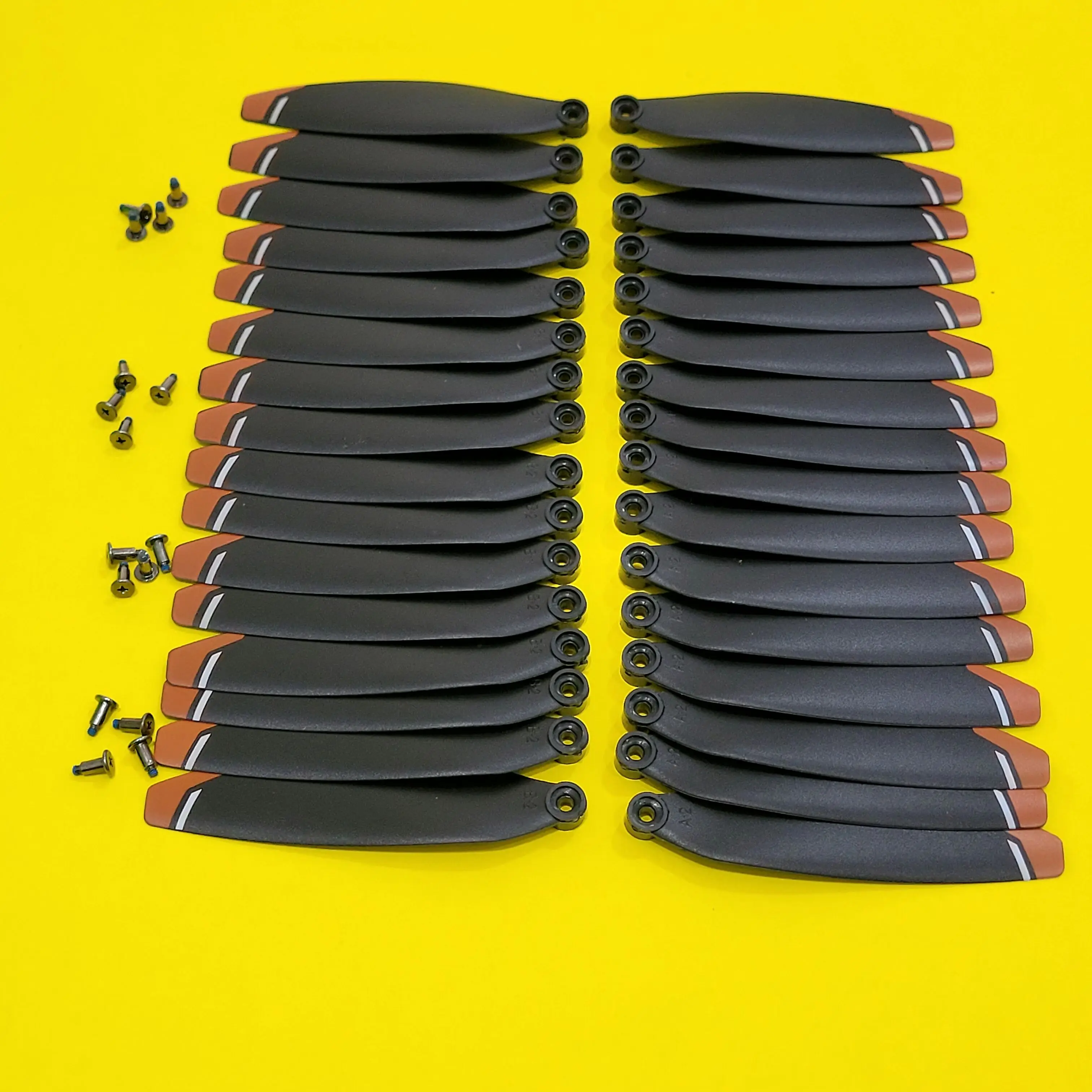 Wholesale B10 Brushless Drone Original Blade Spare Part B10 Drone Propeller Maple Leaf Rotor Wing Accessory 8PCS/Set