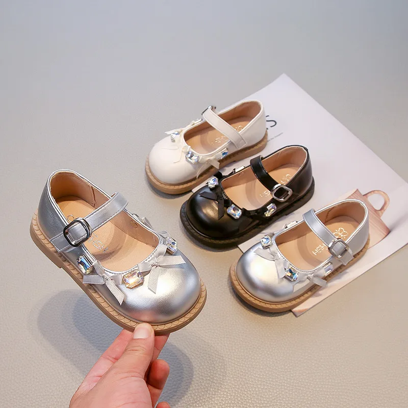 

Girls Princess Leather Shoes Spring Autumn Sweet Children Fashion Flat Shoes Luxury Wedding Party Kids Causal Performance Shoes