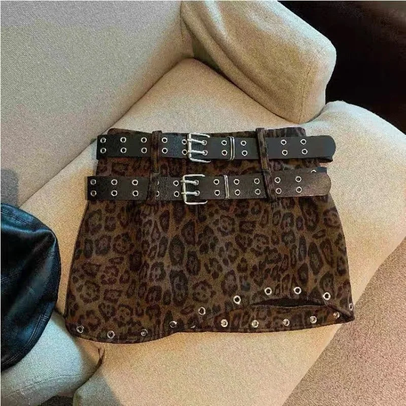 

American Spice Girl High Waist Leopard Print Belt 2025 Autumn New Design Short Skirt