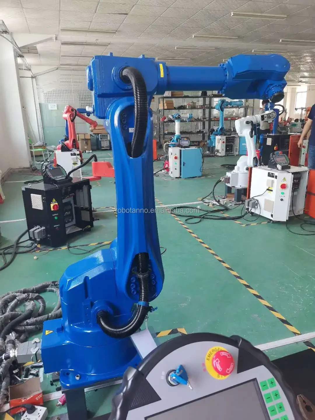 Hot selling industrial vertical machining center camera robot arm made in China Brand new