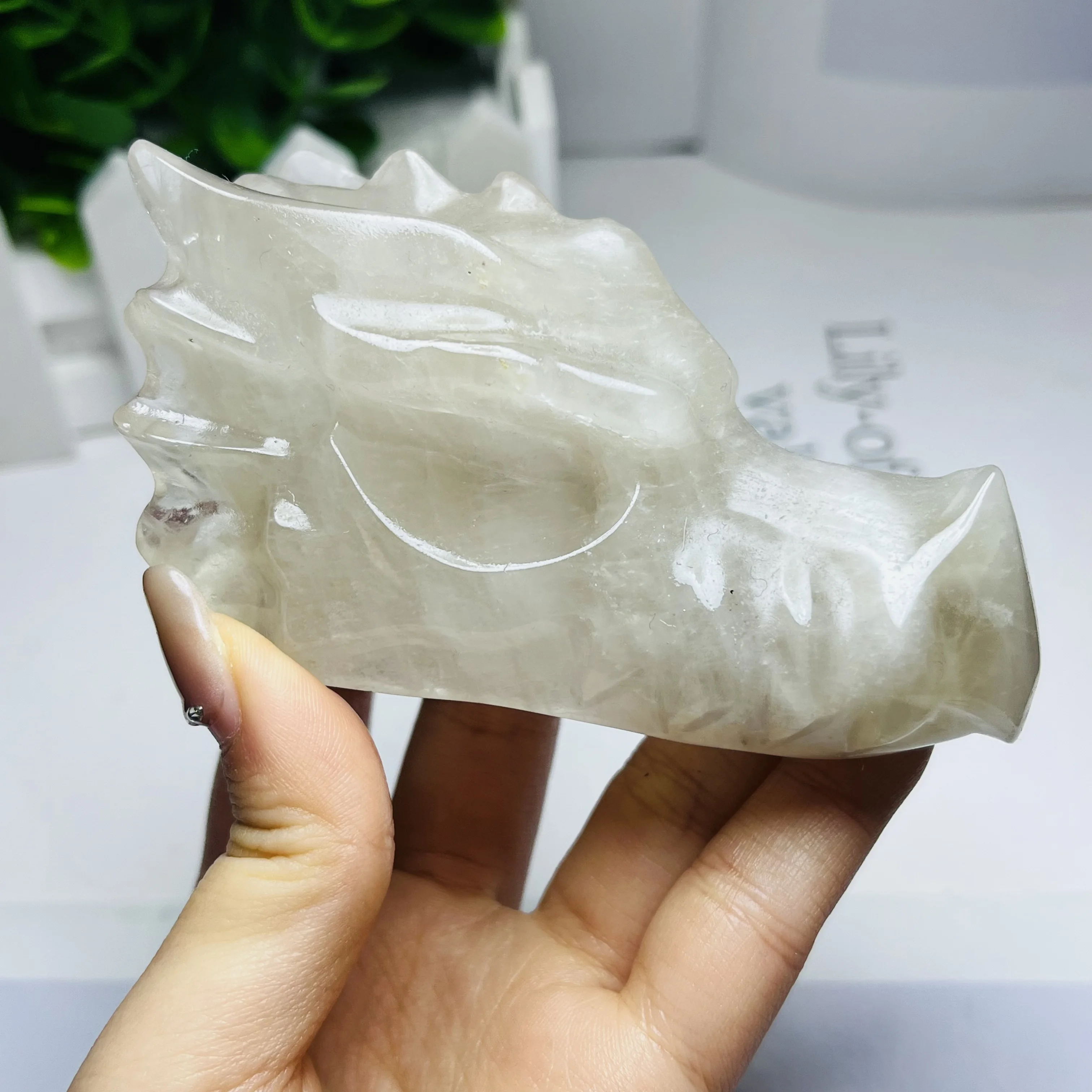 

9CM Natural Quartz Dragon Skull Carving Crystal Figurine Feng Shui Crafts Healing Artware Home Decorate Gift 1PCS