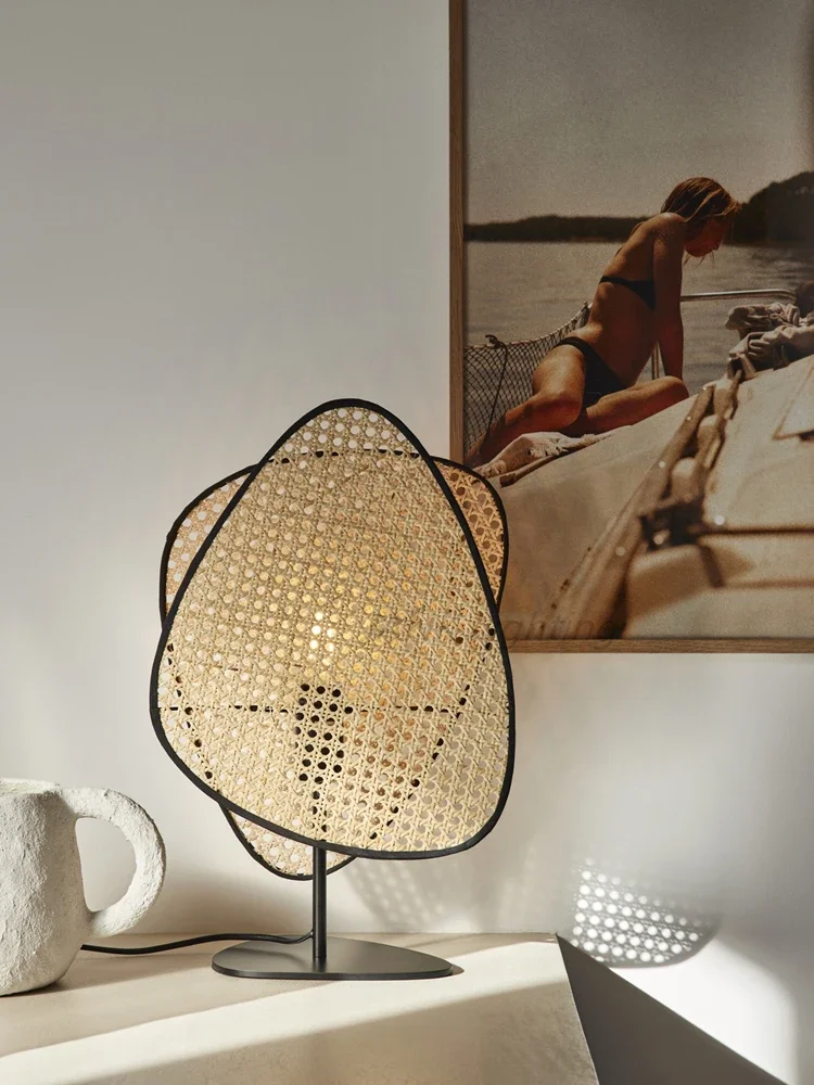 French Designer Knitting Rattan Screen Floor lamp For Living Room Bedroom Bedside Leaf Grid table Night light Lamp House Decor