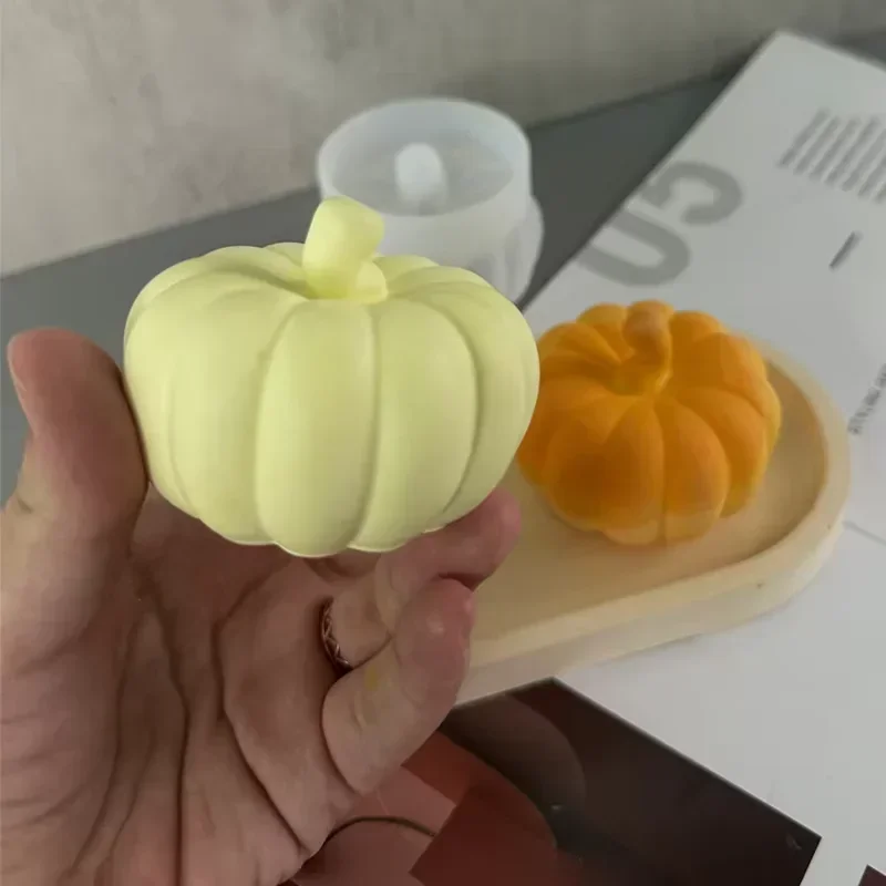 2026 New model Advanced 3D Pumpkin Silicone Mold for Halloween DIY Candle Soap Chocolate Ice Cube Baking Epoxy Resin Craft
