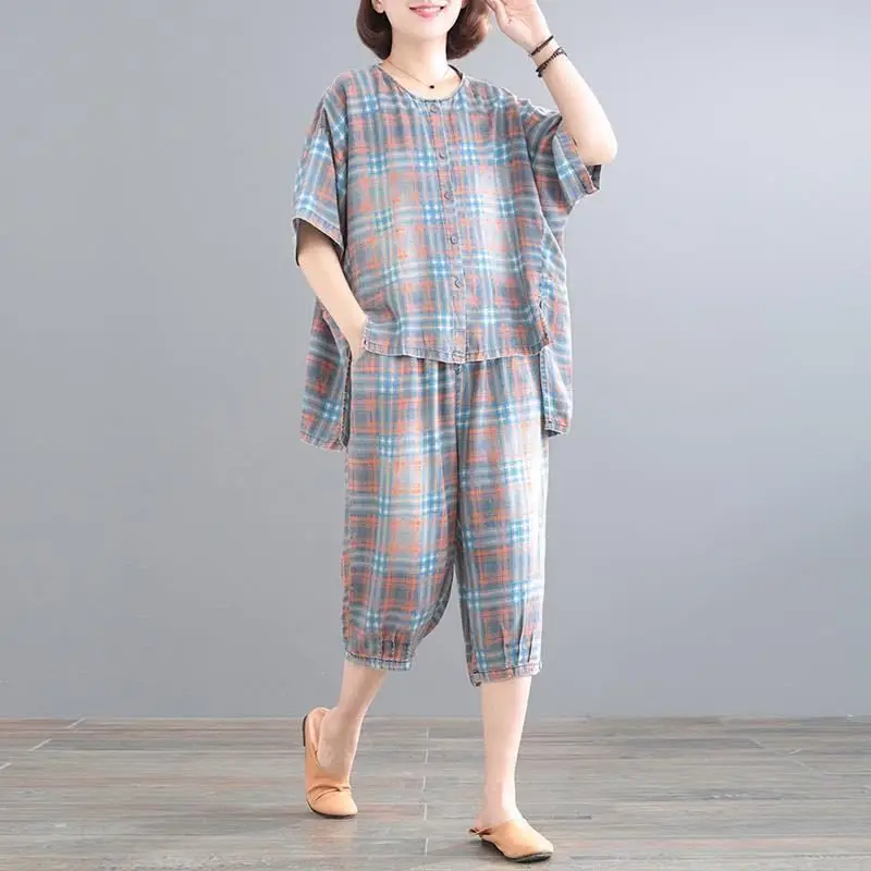 Summer Retro Casual Plaid Suits Women 2024 Summer New Korean Style Loose Blouse And Seven Points Trousers Slimming Two Piece Set