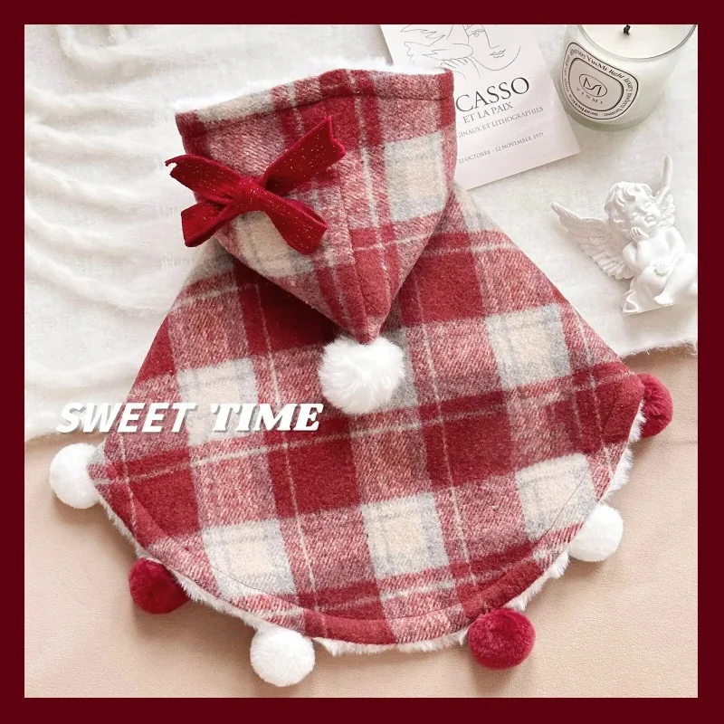 

Fashion Pet Christmas Clothes Plaid Cloak Cute Fur Ball Cloak Kitten New Year's Outfit Winter Coat Teddy Cloak Plush Clothing