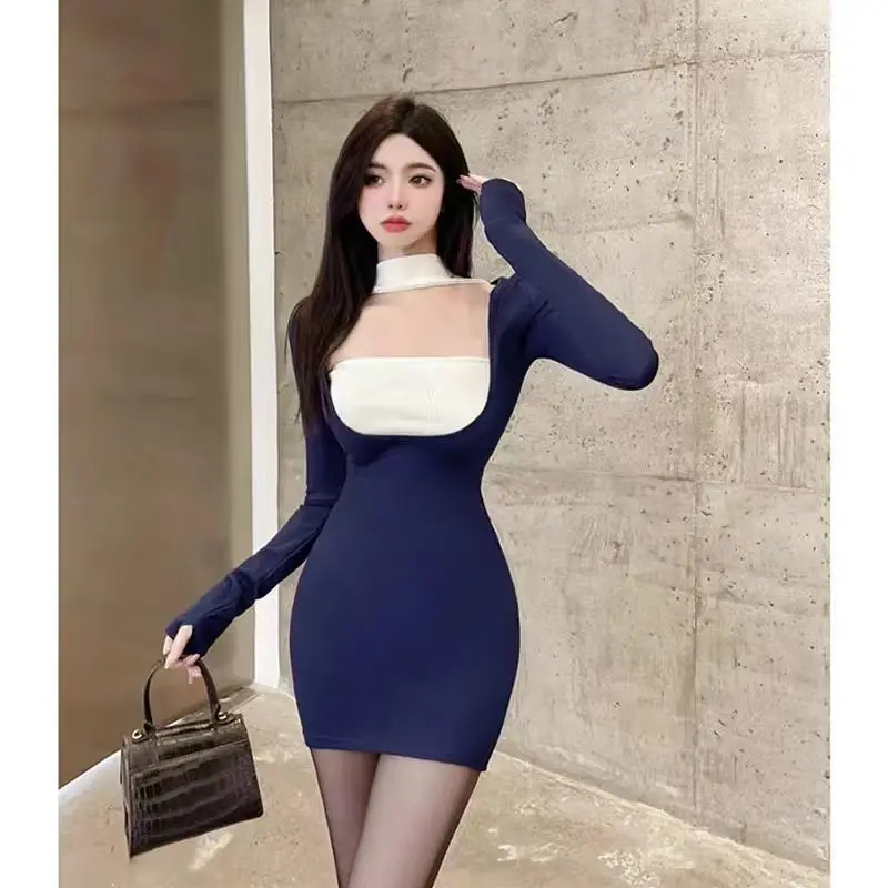 

Зрелая леди чисто носить прямое трансляция фотогенической одежды, темпераментный костюм, обтягивающий талию