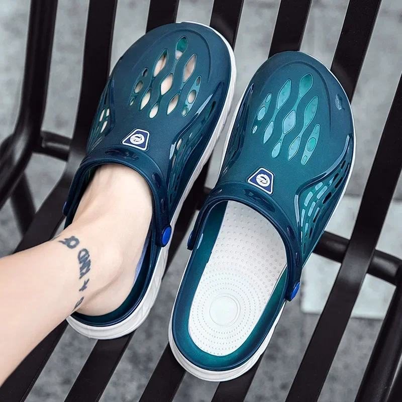 

Летние мужские дышащие сандалии-клоги из ЭВА для активного отдыха, повседневные пляжные шлепанцы, обувь для бассейна, 2026