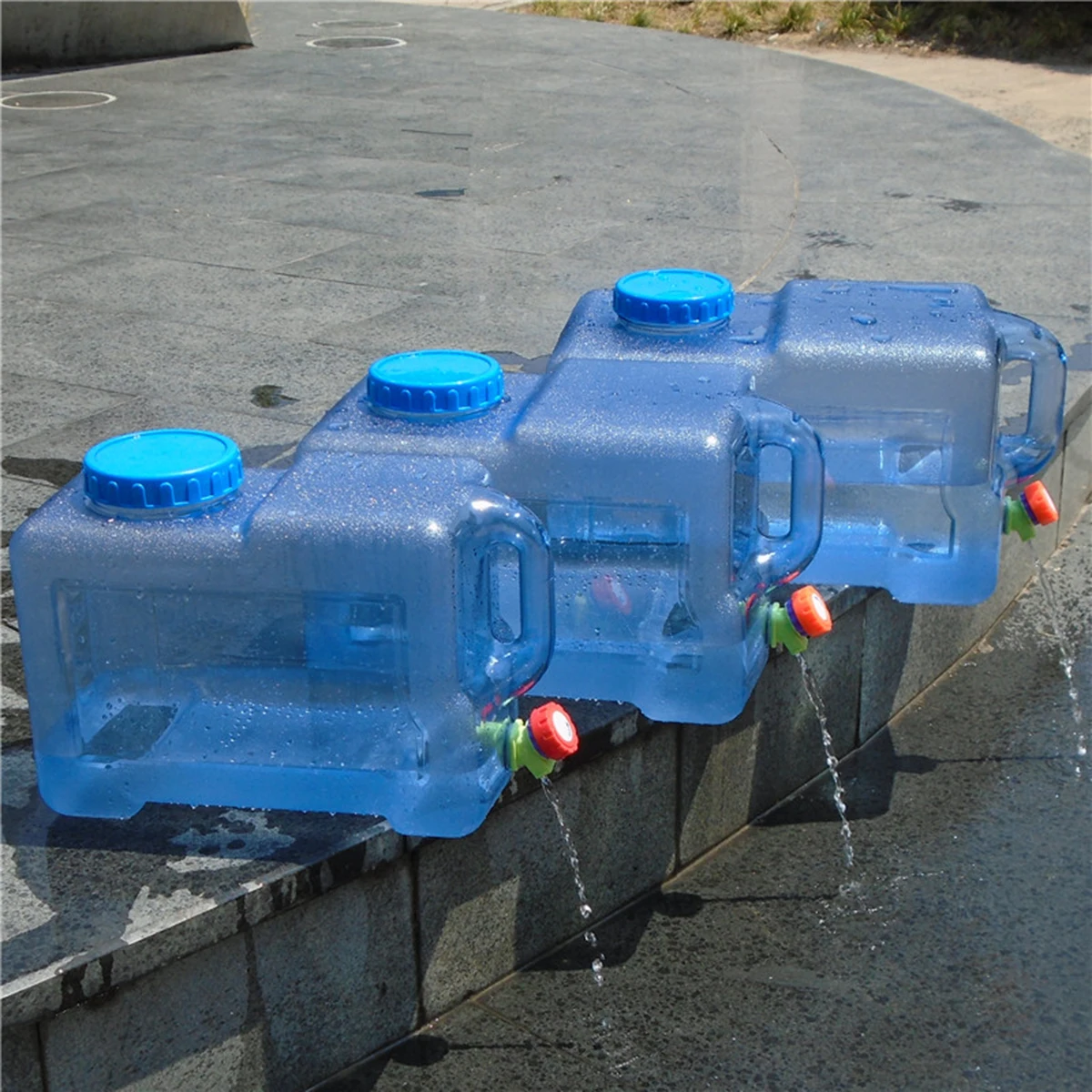 

Portable Water Storage Bucket Convenient Water Tank Storage Container For Camping Outdoor Self-driving (5L)