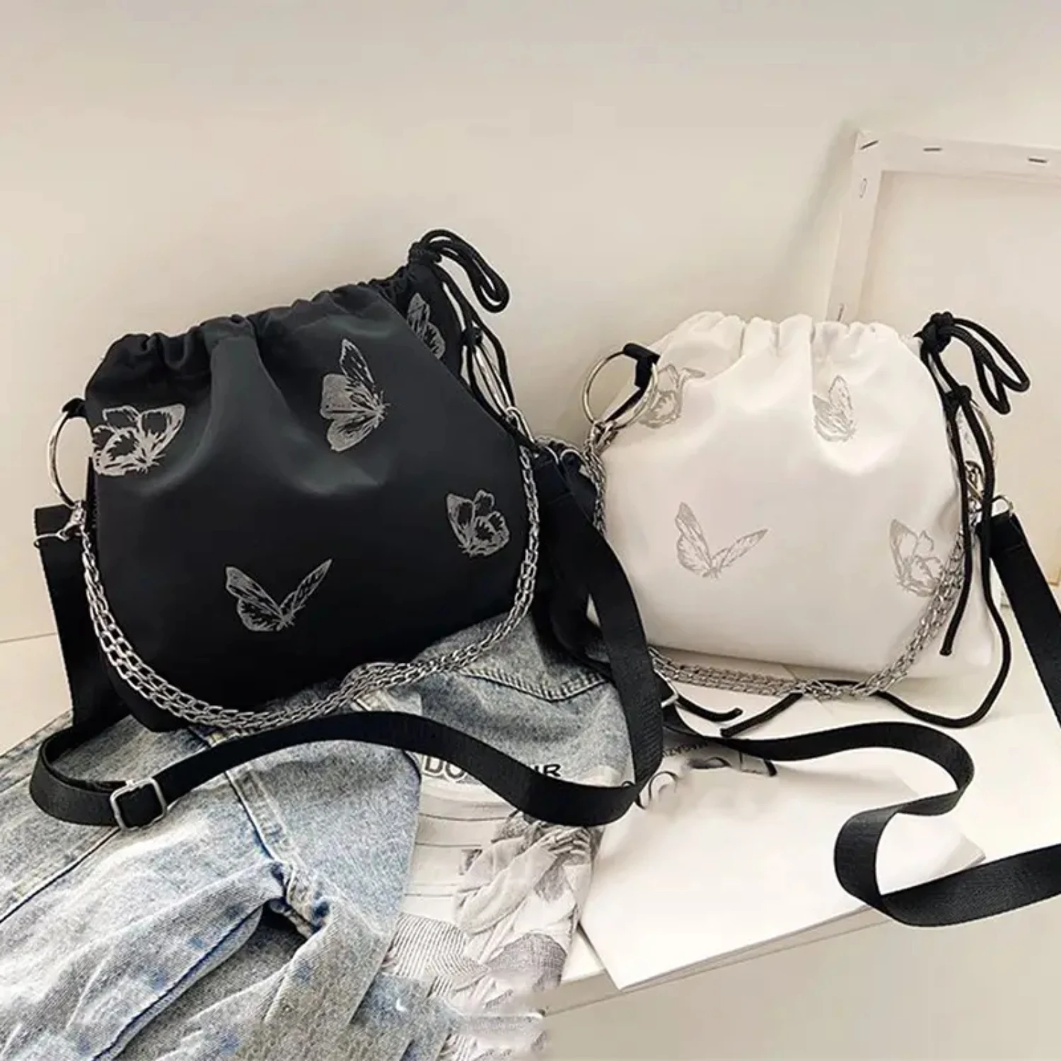 

Nylon Butterfly Shoulder Bag, Stylish Drawstring Crossbody Bag With Adjustable Strap