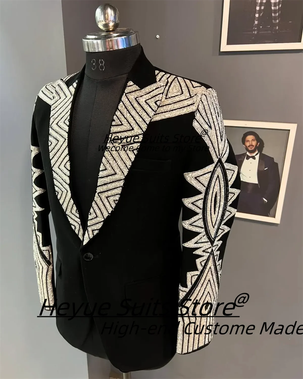 

Sparkle Black Embroidered Groom Wedding Tuxedo Customized Peak Lapel Men Suits 2 Pcs Sets Male Party Blazers trajes para hombre