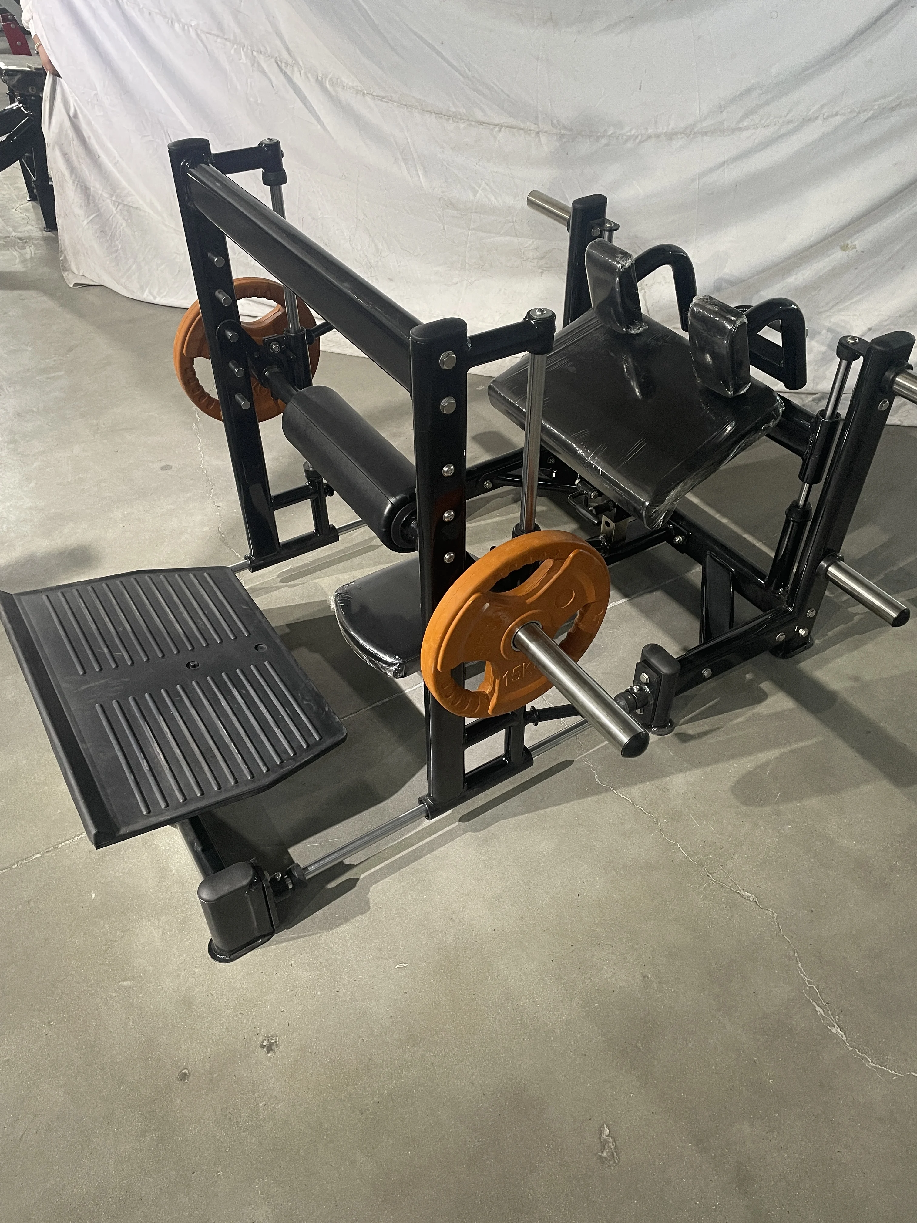 2025 Hot Selling Commercial Fitness Equipment Hip Trust Machine Plate Loaded Trainer Back Rower Glute Machines Hip Exercise