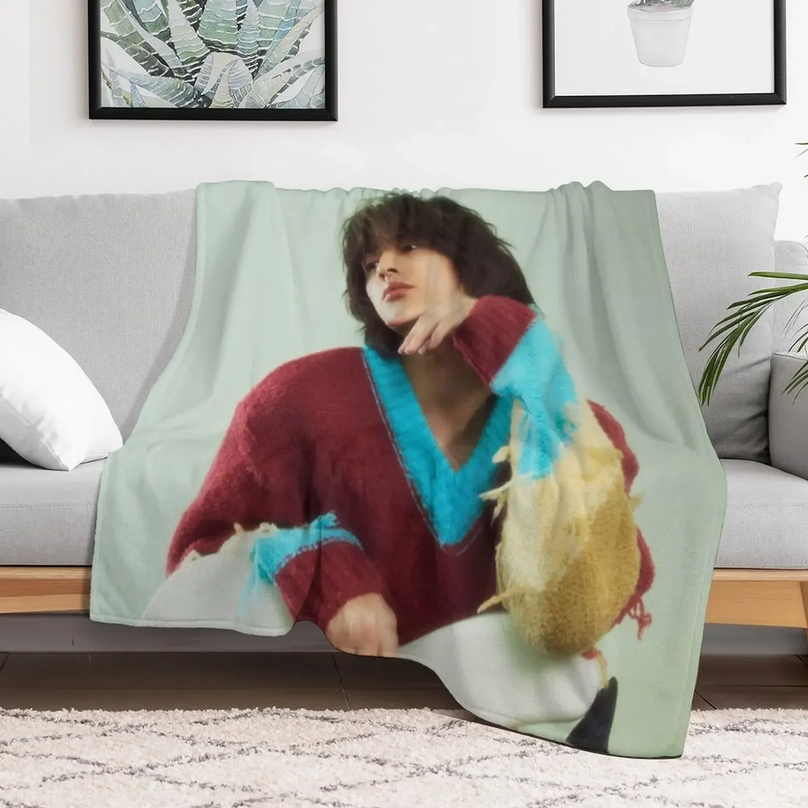 

Xdinary Heroes Jooyeon- Hello, World! Throw Blanket Softest Moving funny gift Blankets Luxury Designer Camping Blankets