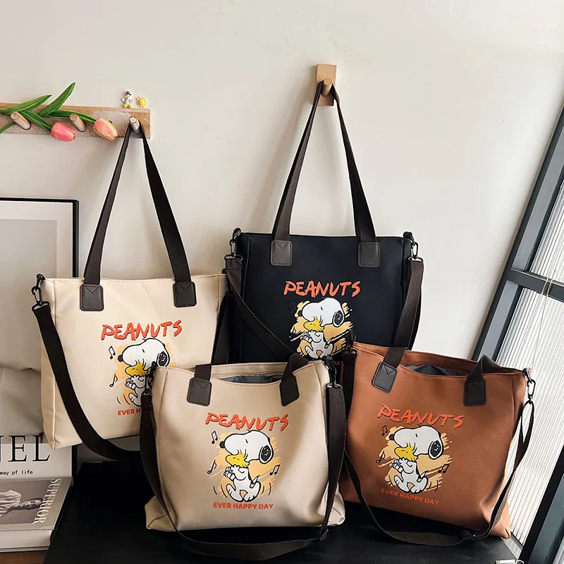 2024 Kawaii Snoopy kobiety płócienna torba na ramię dziewczynki w dużej pojemności torba Crossbody dziewczęca podróże zakupy na zewnątrz torebka