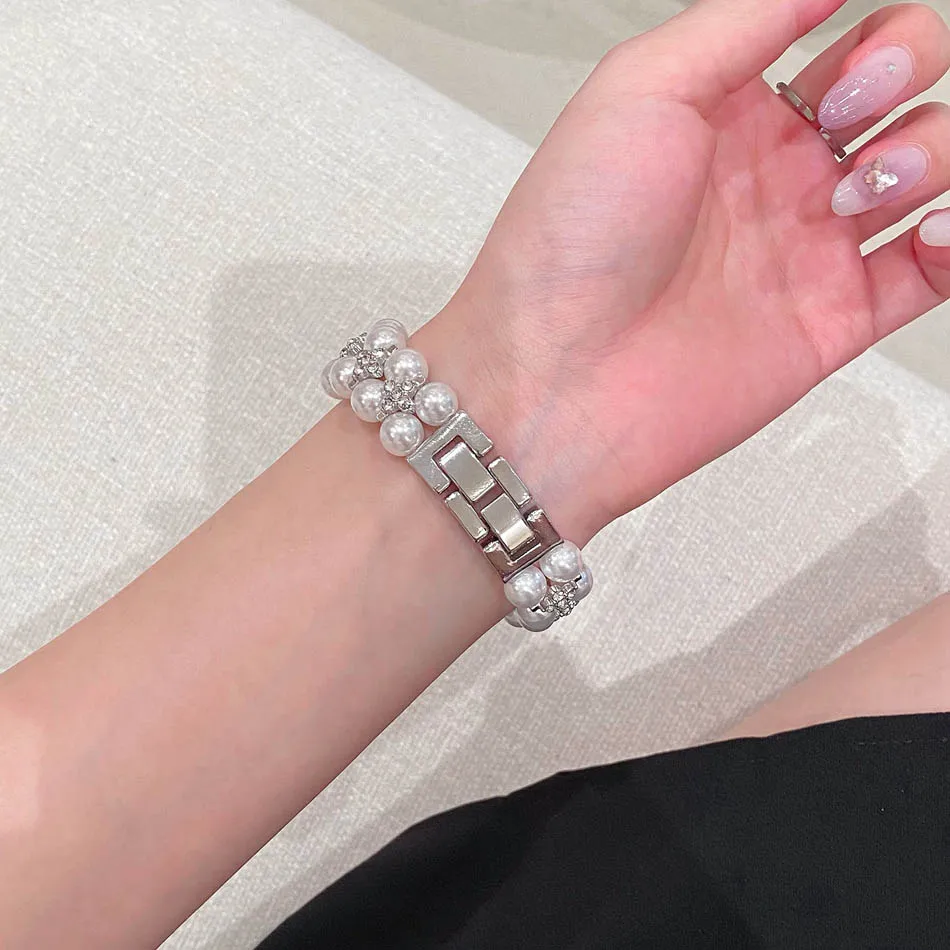 Pearl Four-leaf Clover Zircon Strap for Apple Watch Band Series 10 9 8 7 6 SE 5 4 Ultra iwatch 46mm 42mm 38-49mm Women Bracelet