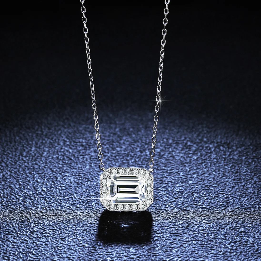 PT950 Platinum 3 carat diamond pendant VVS1 D color moissanite square necklace full of diamond clavicle chain