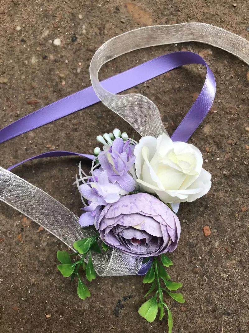 Jasnofioletowy sztuczne kwiaty róży Boutonnires nadgarstek stanik druhna akcesoria ślubne Buche Di Fiori dla La Sposa