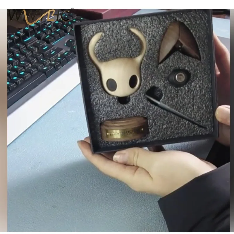 Suitable for Little Knights, Computer Desktop Ornaments, High-end Niche Birthday Gifts, Figurines, Bone Nails