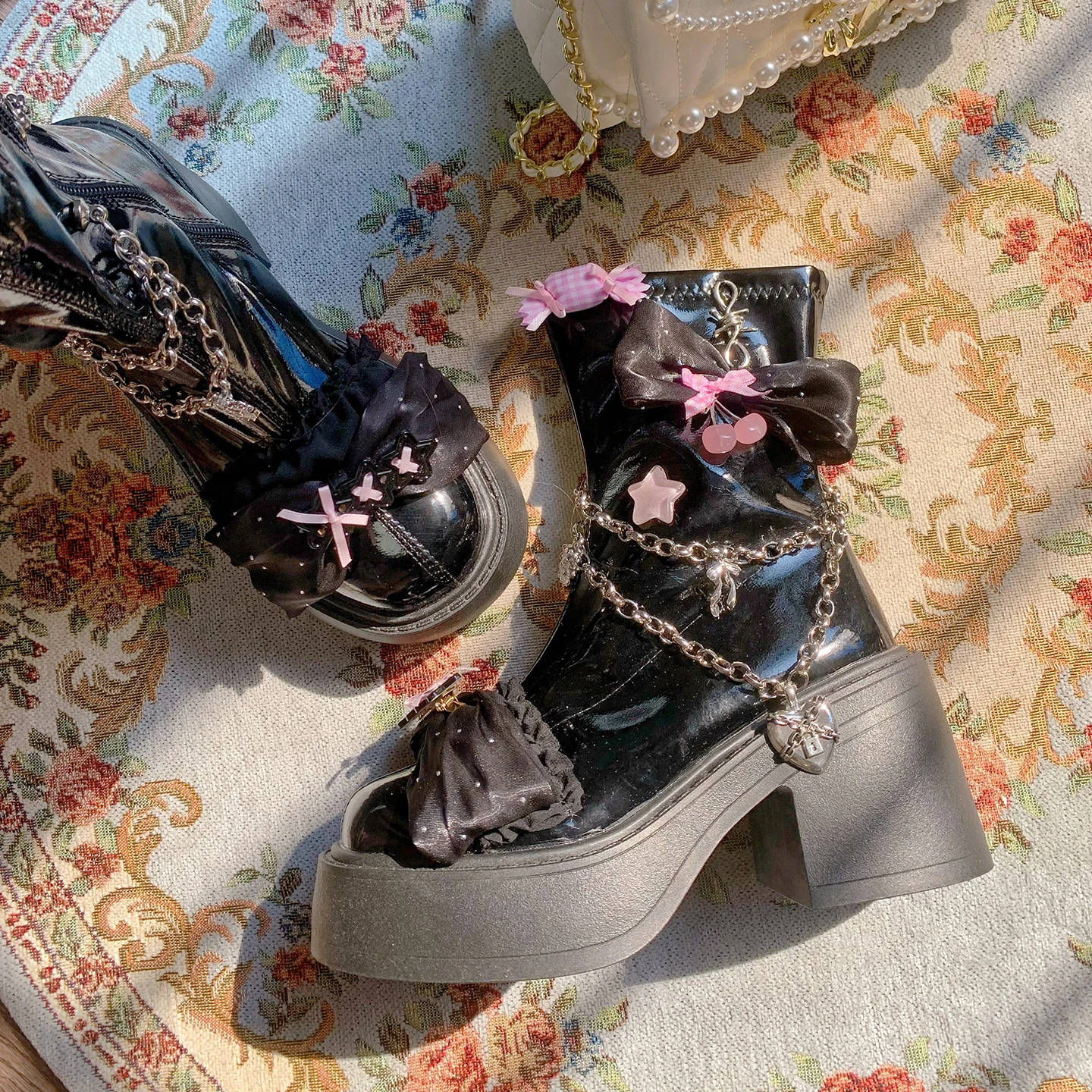 ピンキョーオリジナルボウラブチェーンブラックピンクショートブーツスイートスパイシートレンドクールカラーコントラストYk2厚底ハイヒールブーツ