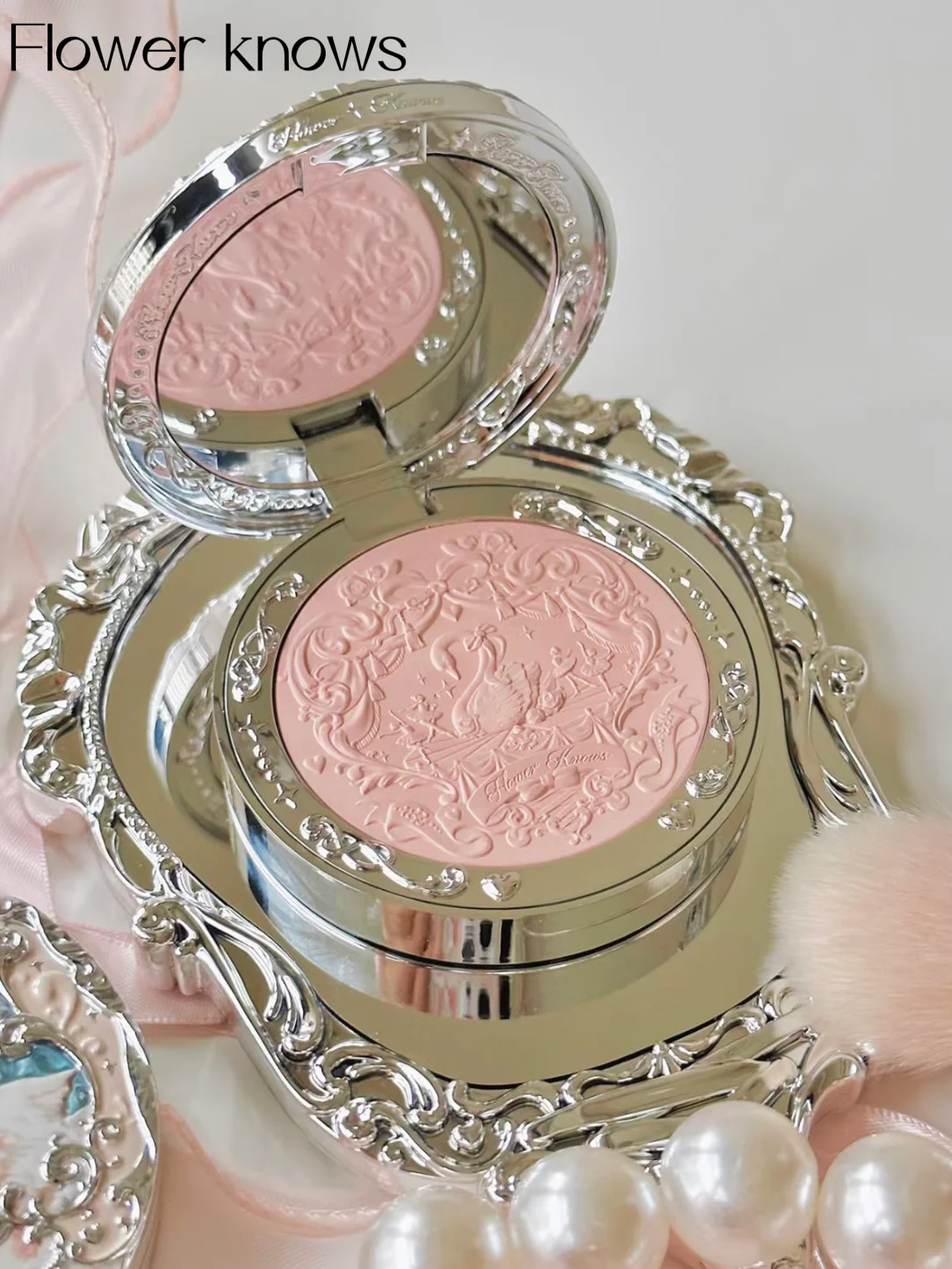 Flower Knows Swan Ballet Series Swan Embossed Blush 5g Lasting Natural Waterproof Blush Cosmetic